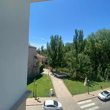 Apartamento Parque Juderia * Peñafiel