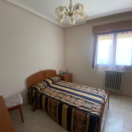Apartamento Parque Juderia شقة